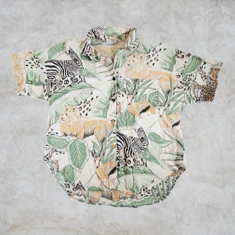 Vintage Kiks Shirt Womens Medium Tan Green Zoologist Zebra Lion Button Up Hawaii - Picture 1 of 8